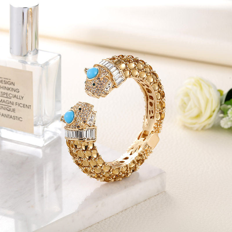 サリーのパラダイス アニマルブレスレット ゴールドメッキ バ - Paradise Jewelry & Watches Llc のレビューと価格