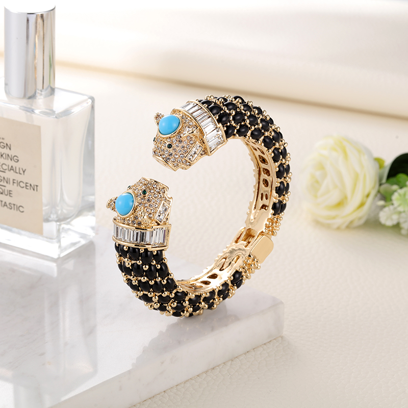 サリーのパラダイス アニマルブレスレット ゴールドメッキ バ - Paradise Jewelry & Watches Llc のレビューと価格