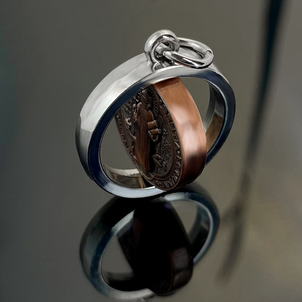 新しい聖ベネディクトメダルネックレス カトリック保護十字架ペ - Jewelry & Watches Spółka Z Ograniczoną Odpowiedzialnością のレビューと価格