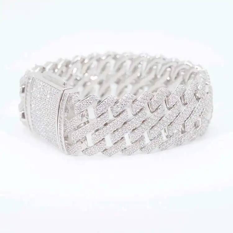 Yu Ying Gems ユニークなデザインのジュエリー 9 - Icebox Jewelry Watches のレビューと価格
