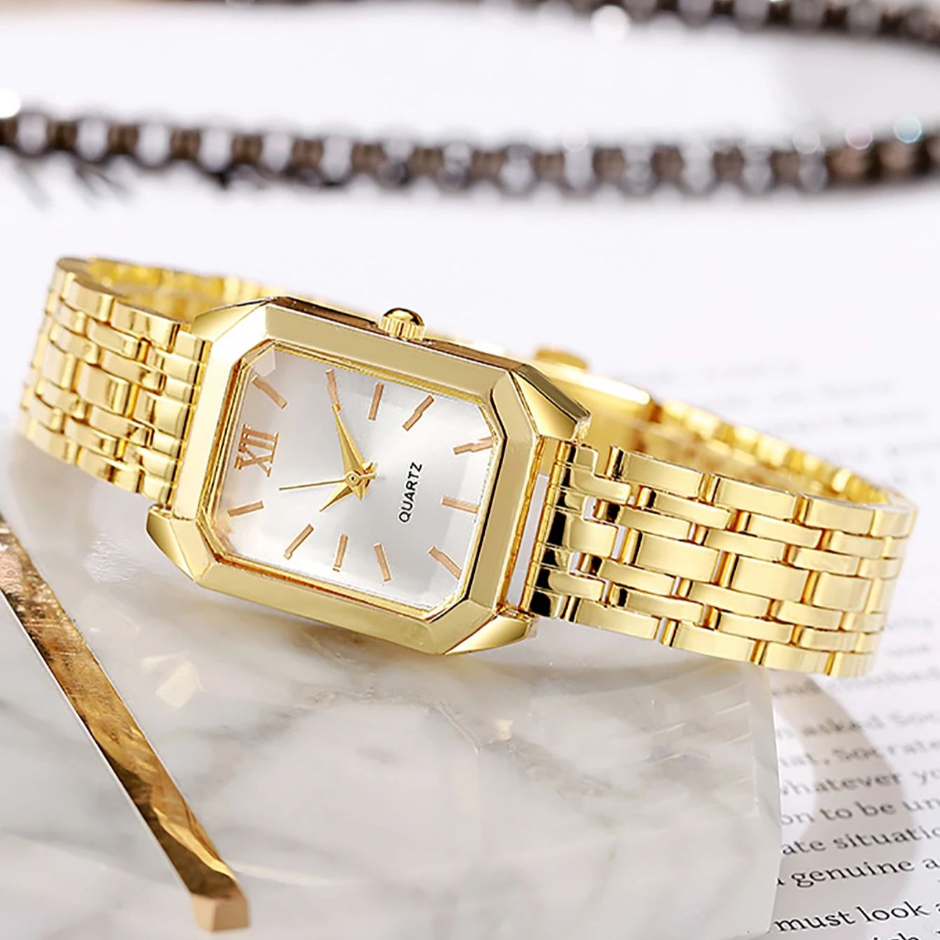 女性用のコンパクトなクォーツ時計とペンダントジュエリーセット - Jewelry Box Watches Bracelets のレビューと価格